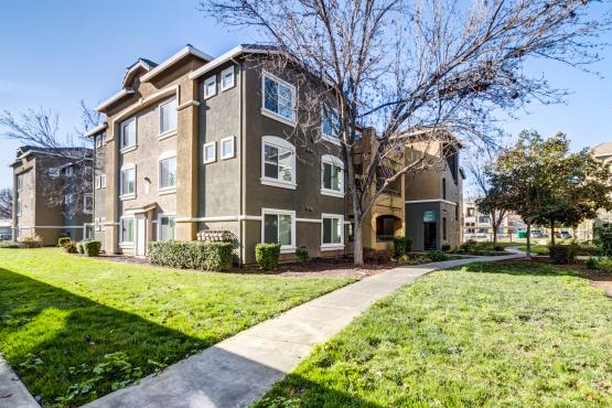 Agave Apartments | Elk Grove, CA