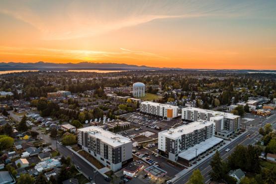 Latitude 112 Apartments | Seattle, WA